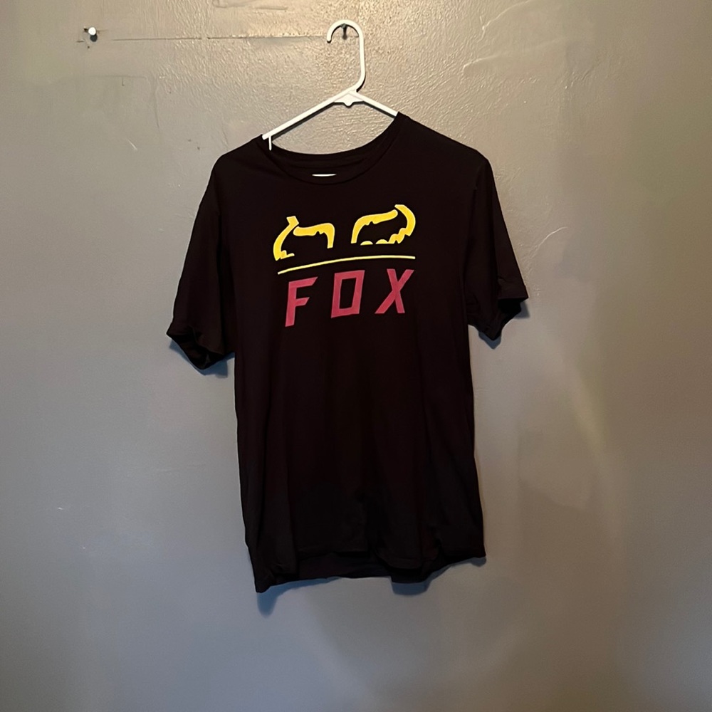 Mens Fox T shirt  size large